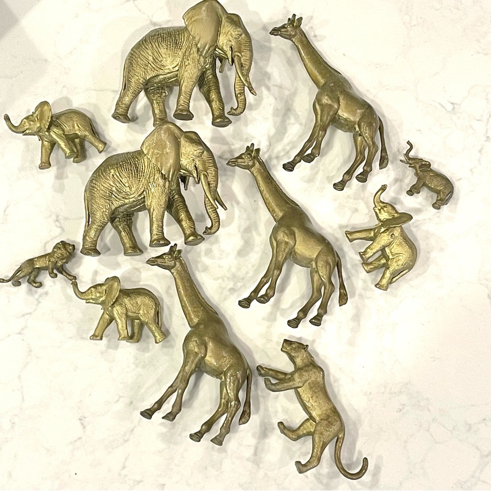 Gold Safari Animal Luxe Table Decor Figurines for Party or Baby Shower - Picture 2 of 6